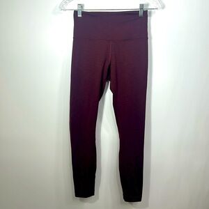 Lululemon maroon crop leggings size 6